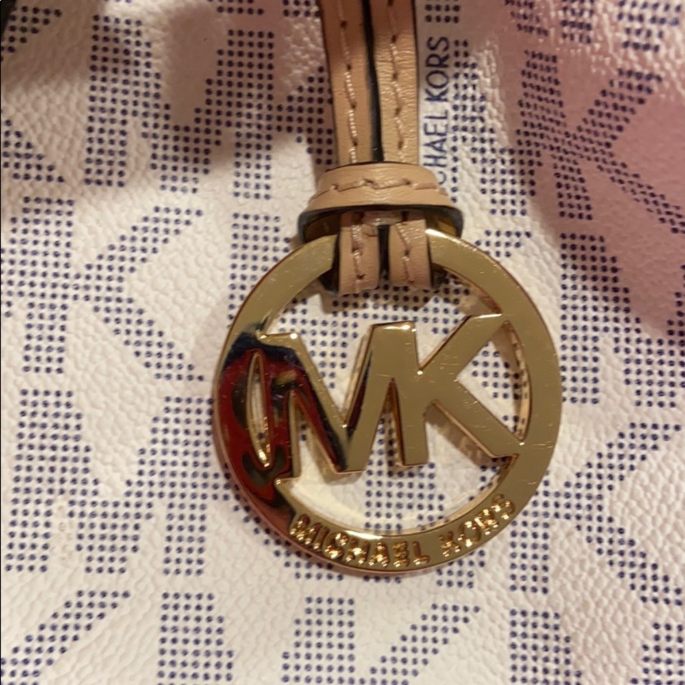Michael Kors White and Tan Satchel - Picture 2 of 15